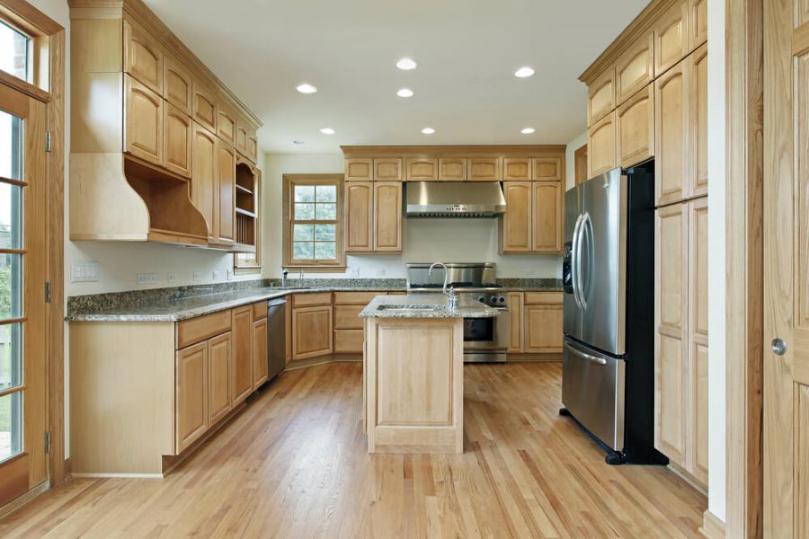 How To Clean World-Class Oak Kitchen Cabinets?